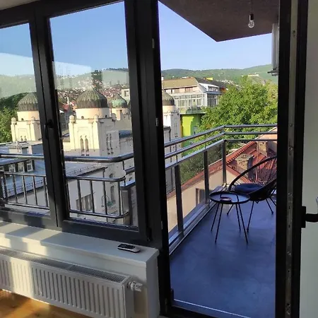 Star Apartment